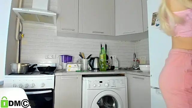  Alice Kitty online show from 28, 1, 2025