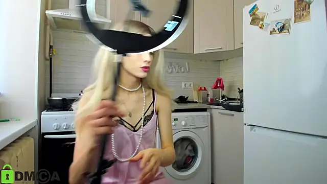  Alice Kitty online show from 19, 3, 2025