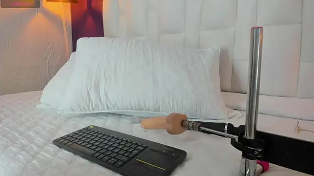 Abbyadams online show from 22, 1, 2025