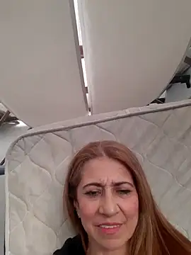 Snapshot of Matureyulyet chatting on 2, 11, 2025 Matureyulyet online show from 2, 11, 2025