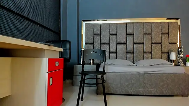 Snapshot of Matureyulyet chatting on 4, 11, 2025 Matureyulyet online show from 4, 11, 2025