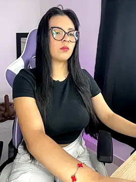 Snapshot of Madyson_Hot chatting on 16, 11, 2025 Madyson Hot online show from 16, 11, 2025