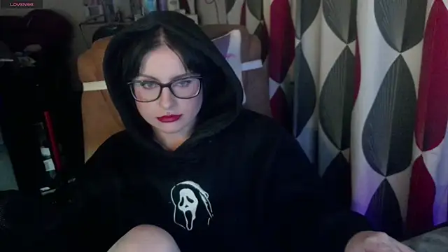 Snapshot of submissiveslut1996 chatting on 19, 9, 2025 submissiveslut1996 online show from 19, 9, 2025