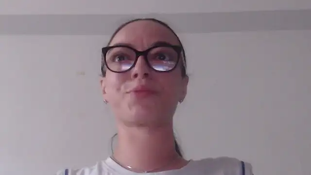 Snapshot of IzabelllNoir chatting on 3, 6, 2026 IzabelllNoir online show from 3, 6, 2026