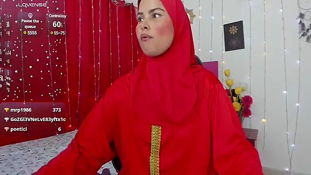 Snapshot of AishaAmin_ chatting on 12, 3, 2025 AishaAmin online show from 12, 3, 2025