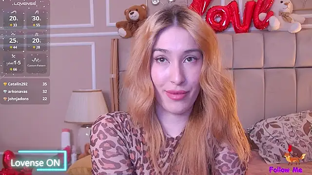 SerenaBennet online show from 25, 2, 2025