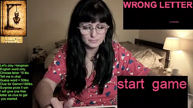 YourDreamLoverr online show from 13, 4, 2026