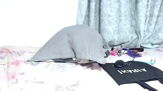 andre20a31 online show from 4, 2, 2025