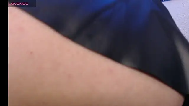 Snapshot of niakat_ chatting on 30, 9, 2025 niakat online show from 30, 9, 2025