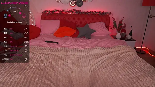 Snapshot of ChloeBrightt chatting on 24, 12, 2024 ChloeBrightt online show from 24, 12, 2024