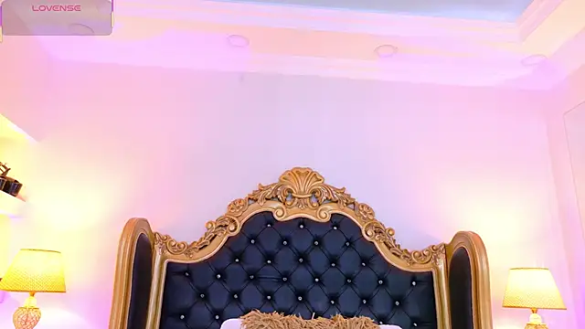 Snapshot of AdelinaVans chatting on 13, 2, 2026 AdelinaVans online show from 13, 2, 2026