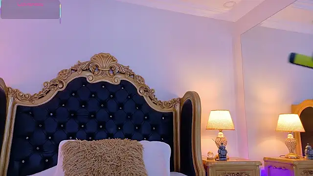 Snapshot of AdelinaVans chatting on 19, 2, 2026 AdelinaVans online show from 19, 2, 2026