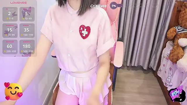 Snapshot of Yuka_Chan chatting on 26, 10, 2025 Yuka Chan online show from 26, 10, 2025