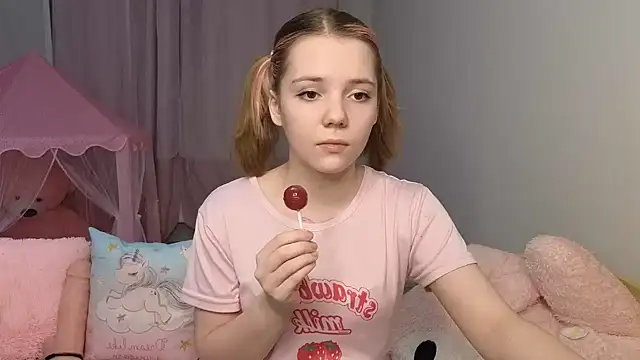 PrincessLittleKiki online show from 28, 2, 2026