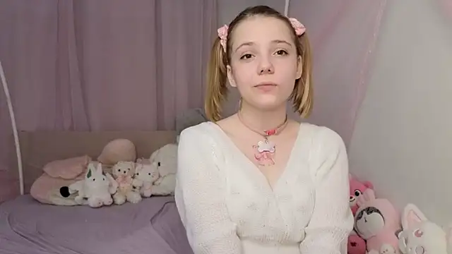 PrincessLittleKiki online show from 24, 7, 2026