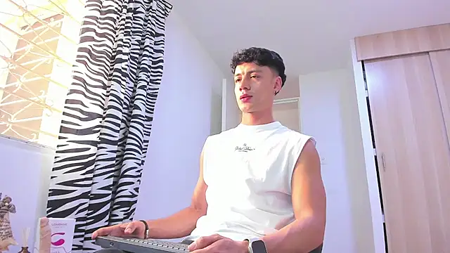 Snapshot of Sebastian-Dash chatting on 3, 3, 2025 Sebastian-Dash online show from 3, 3, 2025