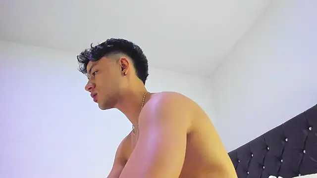 Snapshot of Sebastian-Dash chatting on 14, 3, 2025 Sebastian-Dash online show from 14, 3, 2025