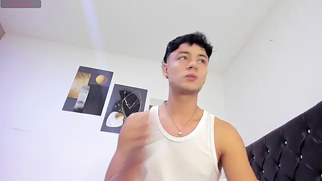 Snapshot of Sebastian-Dash chatting on 18, 10, 2025 Sebastian-Dash online show from 18, 10, 2025