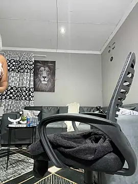 Snapshot of Bootyfulbarbiie chatting on 6, 12, 2024 Bootyfulbarbiie online show from 6, 12, 2024