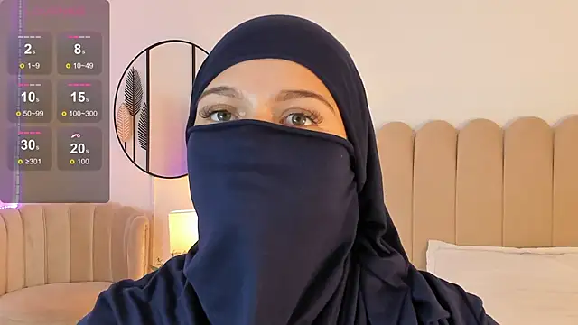 Snapshot of anna-henao chatting on 5, 12, 2024 anna-henao online show from 5, 12, 2024