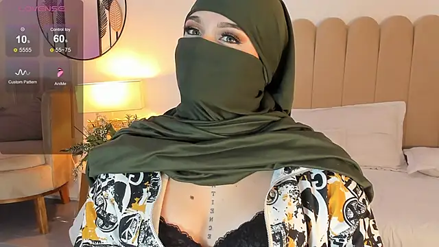 Snapshot of anna-henao chatting on 18, 2, 2025 anna-henao online show from 18, 2, 2025