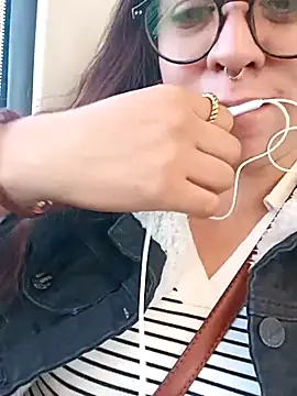 Snapshot of Celestte22 chatting on 10, 11, 2025 Celestte22 online show from 10, 11, 2025