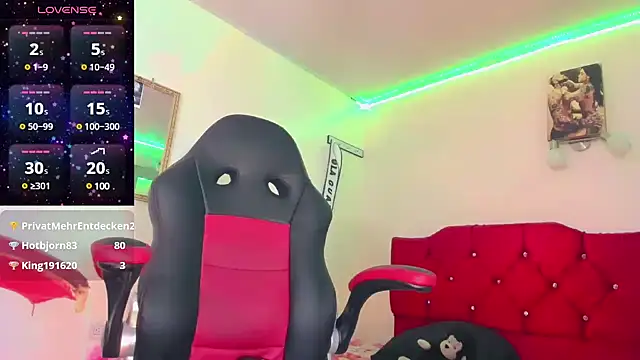 Snapshot of naomy__xx chatting on 3, 2, 2025 naomy xx online show from 3, 2, 2025