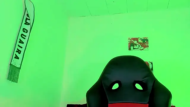 Snapshot of naomy__xx chatting on 25, 9, 2025 naomy xx online show from 25, 9, 2025