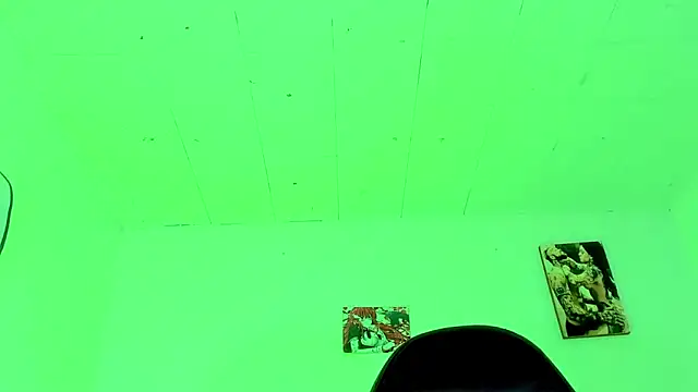 Snapshot of naomy__xx chatting on 8, 10, 2025 naomy xx online show from 8, 10, 2025