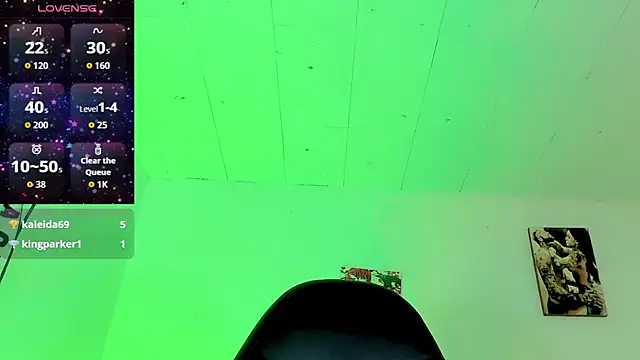 Snapshot of naomy__xx chatting on 23, 10, 2025 naomy xx online show from 23, 10, 2025