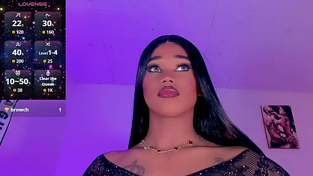 Snapshot of naomy__xx chatting on 24, 10, 2025 naomy xx online show from 24, 10, 2025