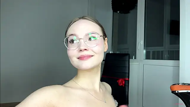 sexstar lif3style online show from 2, 10, 2025