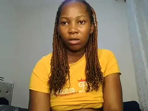 Petitiebooty online show from 8, 2, 2025