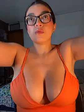 kathii95 online show from 19, 4, 2026