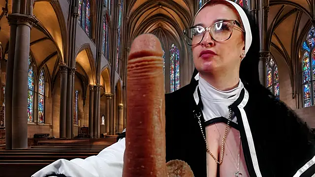 helenas fantasy online show from 2, 2, 2025