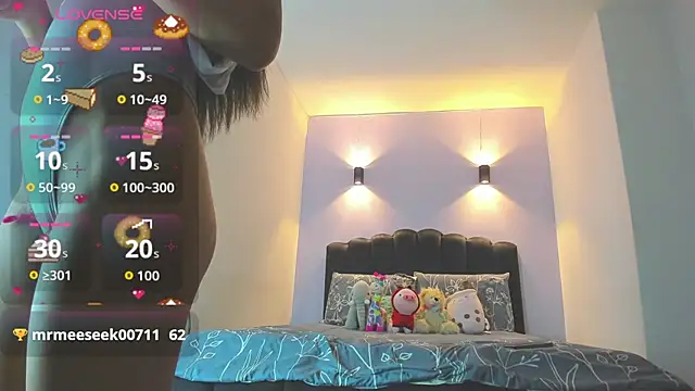 Snapshot of Sofia_Clauss_ chatting on 25, 10, 2025 Sofia Clauss online show from 25, 10, 2025