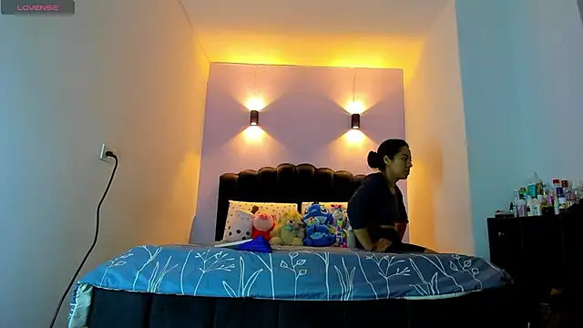 Snapshot of Sofia_Clauss_ chatting on 14, 1, 2026 Sofia Clauss online show from 14, 1, 2026