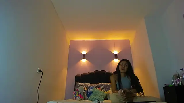 Snapshot of Sofia_Clauss_ chatting on 8, 2, 2026 Sofia Clauss online show from 8, 2, 2026