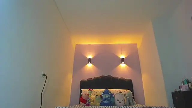 Snapshot of Sofia_Clauss_ chatting on 17, 2, 2026 Sofia Clauss online show from 17, 2, 2026