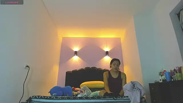 Sofia Clauss  online show from 15, 4, 2026