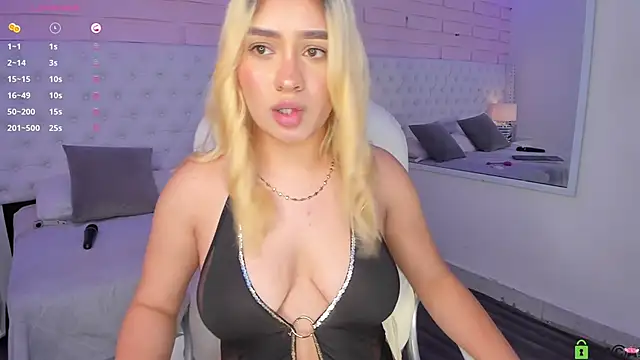 Snapshot of Yaaky_ chatting on 24, 12, 2024 Yaaky online show from 24, 12, 2024