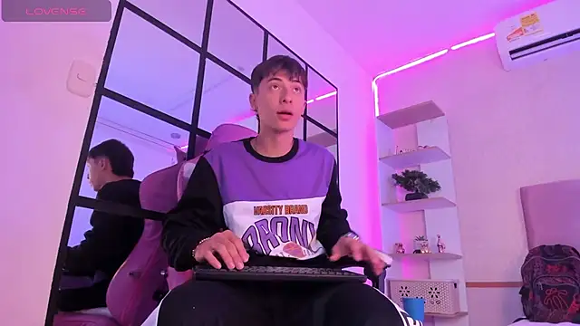 Snapshot of AlessandroDybala chatting on 19, 1, 2025 AlessandroDybala online show from 19, 1, 2025