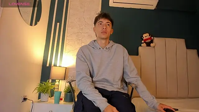 Snapshot of AlessandroDybala chatting on 31, 1, 2025 AlessandroDybala online show from 31, 1, 2025