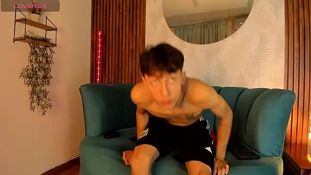 Snapshot of AlessandroDybala chatting on 1, 2, 2025 AlessandroDybala online show from 1, 2, 2025