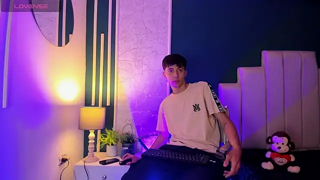 Snapshot of AlessandroDybala chatting on 14, 2, 2025 AlessandroDybala online show from 14, 2, 2025