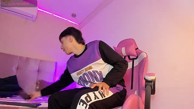 Snapshot of AlessandroDybala chatting on 18, 2, 2025 AlessandroDybala online show from 18, 2, 2025