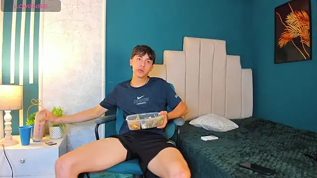 Snapshot of AlessandroDybala chatting on 18, 3, 2025 AlessandroDybala online show from 18, 3, 2025