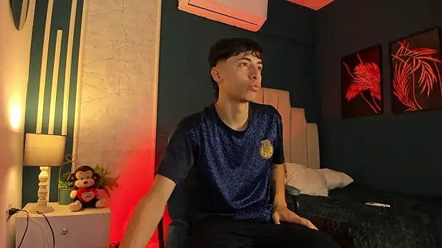 Snapshot of AlessandroDybala chatting on 20, 3, 2025 AlessandroDybala online show from 20, 3, 2025