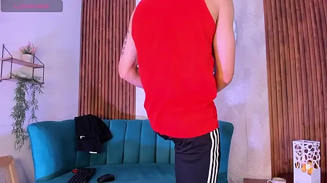 Snapshot of AlessandroDybala chatting on 14, 10, 2025 AlessandroDybala online show from 14, 10, 2025