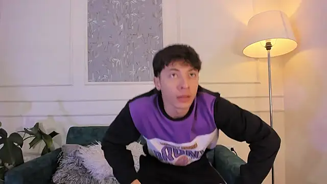 Snapshot of AlessandroDybala chatting on 19, 10, 2025 AlessandroDybala online show from 19, 10, 2025